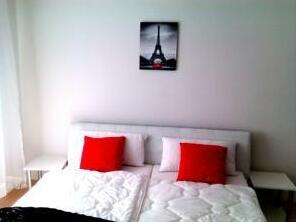Vienna Dream Apartments - Black and White - Photo3