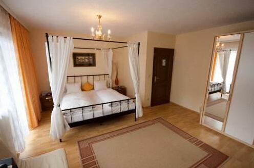 Bronte House - Photo4