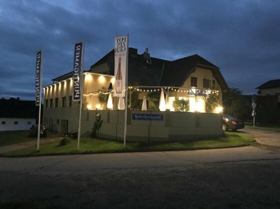 Hotel Restaurant Neudorferhof