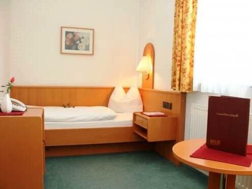 Aktiv- & Family Hotel Alpina - Photo4