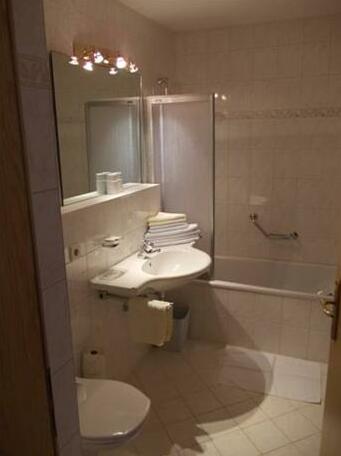 Almmonte Sensum Suites Designhotel - Photo4