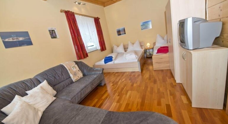 Ferienhaus Emberger Wagrain - Photo2