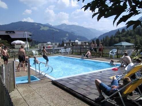 Wurzenrainer Hotel & Hostel - Photo2