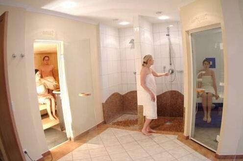 Wurzenrainer Hotel & Hostel - Photo3