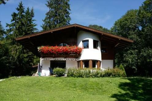 Ferienwohnung Achten