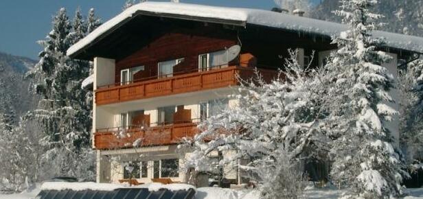 Haus Claudia Pension - Photo4