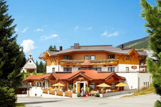 Biohotel Castello Konigsleiten - Photo2