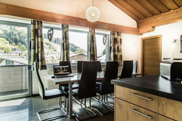 Alm Appartements ZellamSee - Photo4