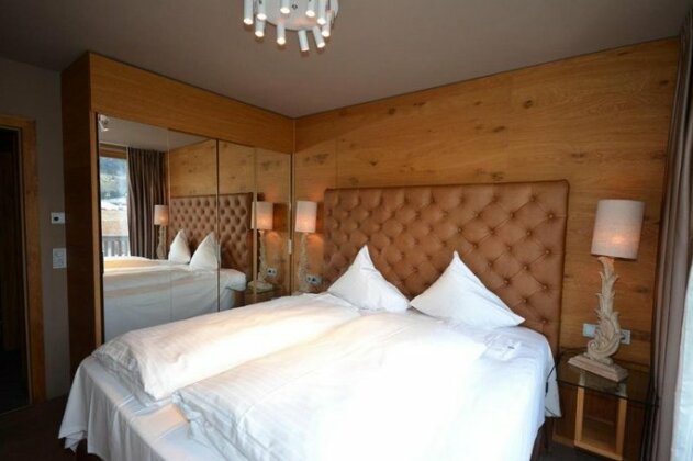 Zell City Exclusive Lodges - Photo4