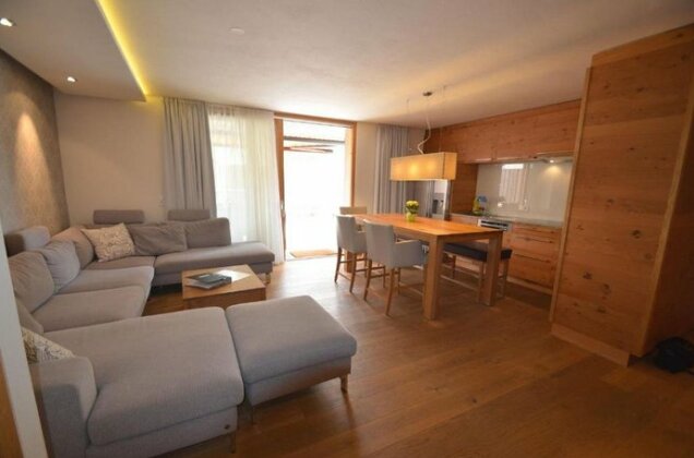 Zell City Exclusive Lodges - Photo5