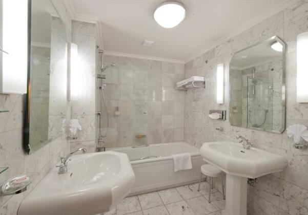 Theresa Wellness-Geniesser-Hotel - Photo4