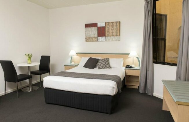Adelaide Riviera Hotel - Photo4