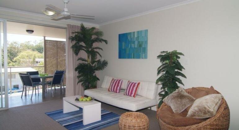 Airlie Central Apartments - Photo3