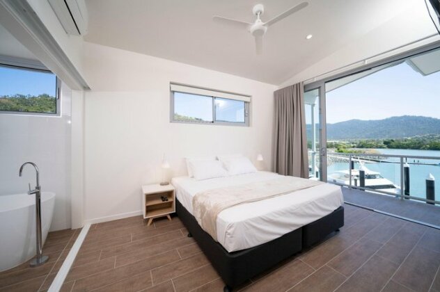 Harbour Cove Airlie Beach - Photo4