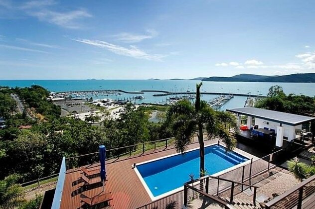Nautilus On The Hill - Airlie Beach - Photo2