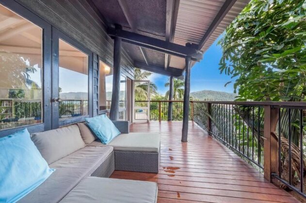 The Treehouse Airlie Beach - Photo3