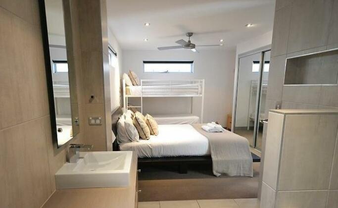 Alex Beach House - Photo2