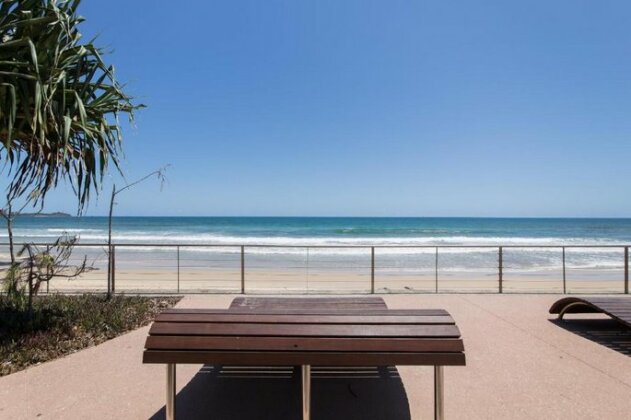 Alex Headland Beachfront - Photo2