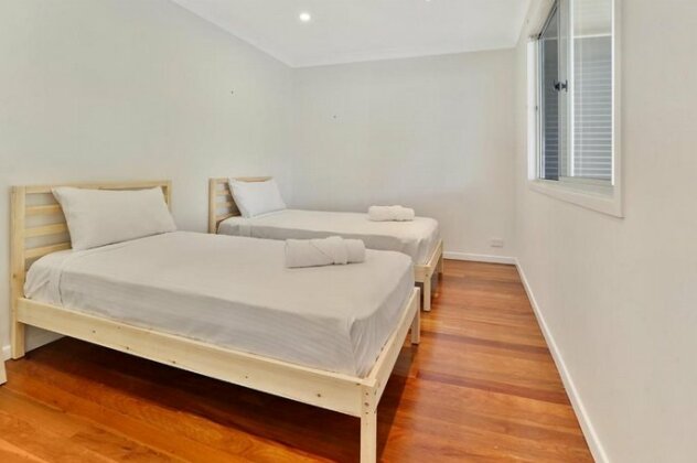 Beach Home in Golden Triangle - Photo3