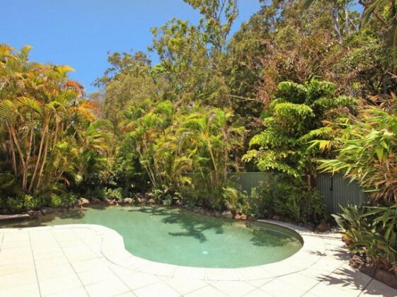 Okinja 71 - Tropical 4 BDRM Home with Pool - Photo5