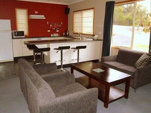Bruny Island Escapes and Hotel Bruny - Photo3