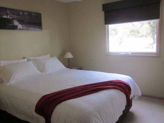 NOBLE SANDS - Holiday Home - Photo2