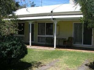 Apollo Bay Backpackers Lodge - Photo2