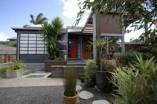 Azen Haven - Photo2