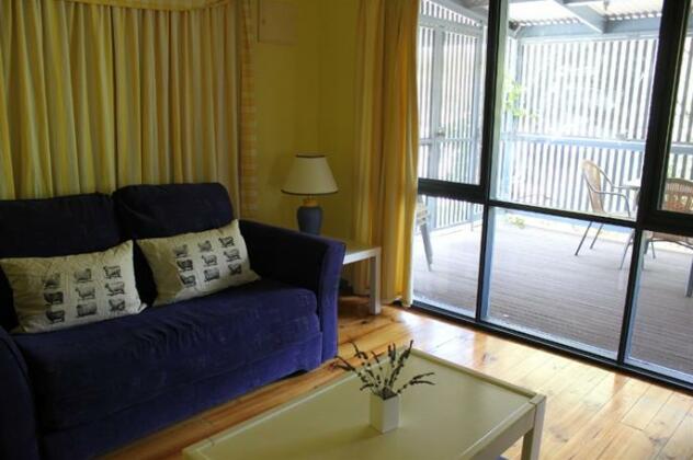 Lavender Blue Country Accommodation - Photo3