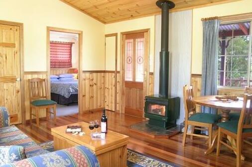 Fergies Hill Spa Cottage @ Granite Ridge Wines - Photo3