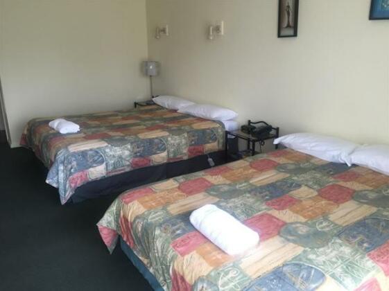 Cardigan Lodge Motel - Photo4