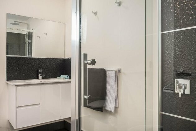 Apartments on Fraser Bicheno - Photo4
