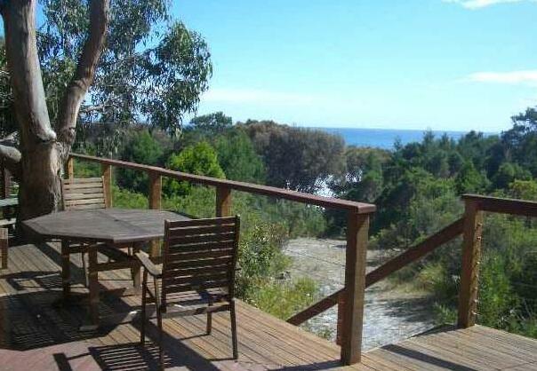 Bicheno Hideaway Chalets - Photo4