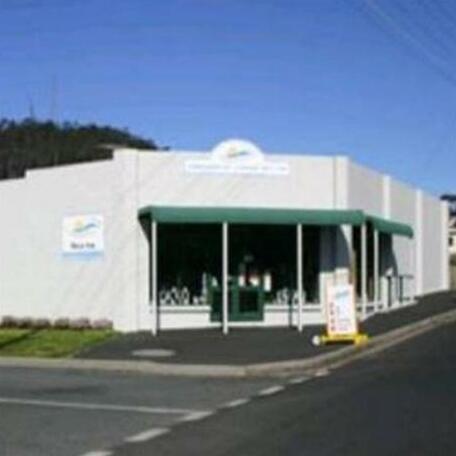 Bicheno's Gallery and Apartments