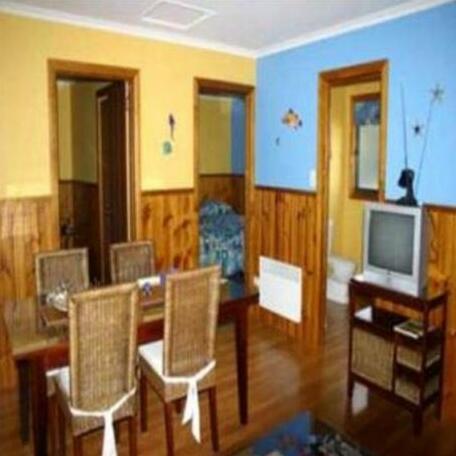 Bicheno's Gallery and Apartments - Photo2