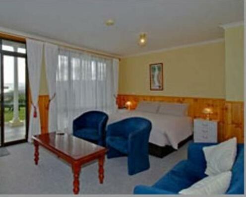 Bicheno's Ocean View Retreat - Photo2