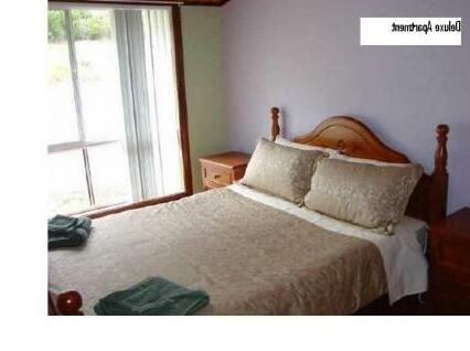 Harvey Farm Lodge - Photo3