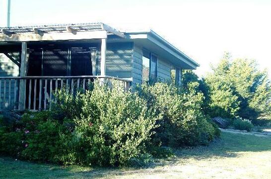 Sandpiper Ocean Cottages - Photo4