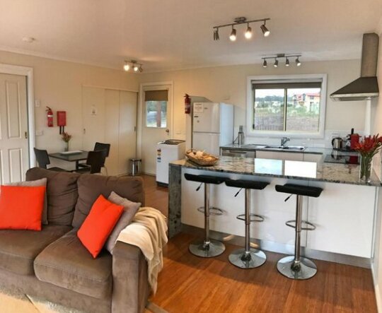 Angasi Apartment on Highcrest - Photo2