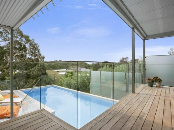 Lansdowne Villa - with swimming pool - Photo2