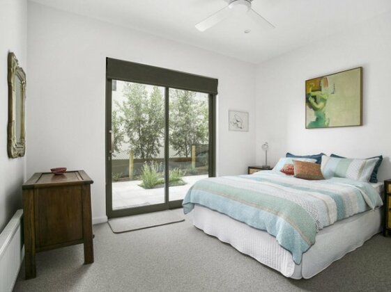 Lansdowne Villa - with swimming pool - Photo3