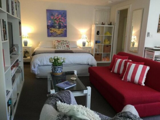 Petite Provence Cottage - Photo2