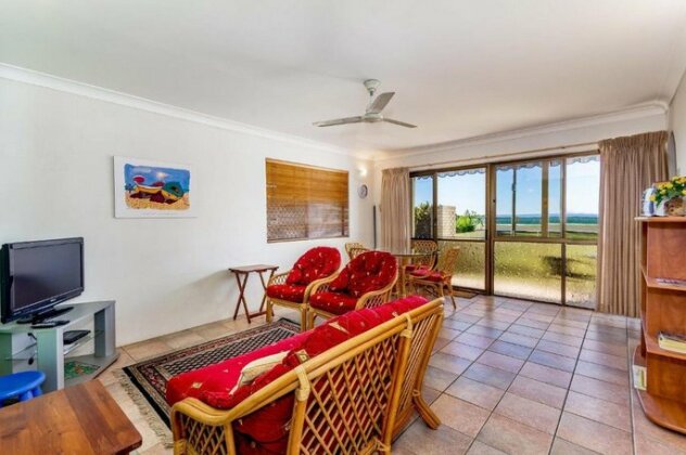 Great Views ground floor unit Clearview Apartments South Esplande Bongaree - Photo3