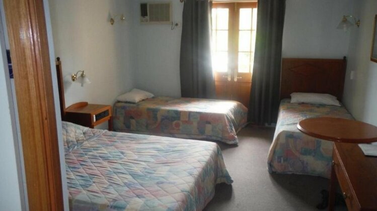Bororen Hotel Motel - Photo2