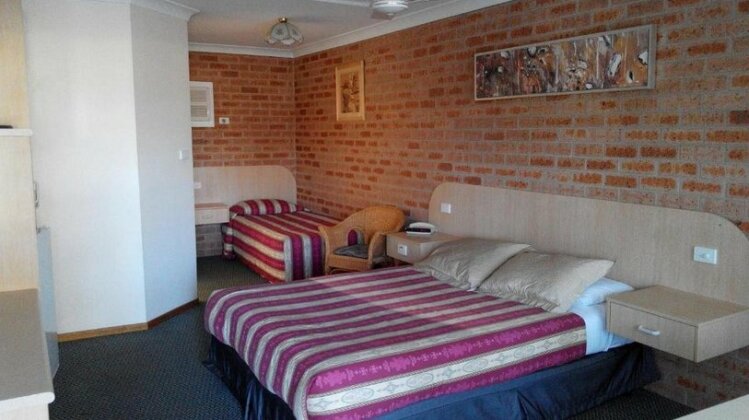 Branxton House Motel - Photo3