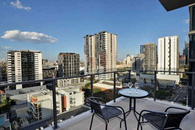 Arise Brisbane 1 Apartments