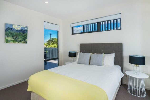 H6B 3BR Bulimba - Uptown Apartments