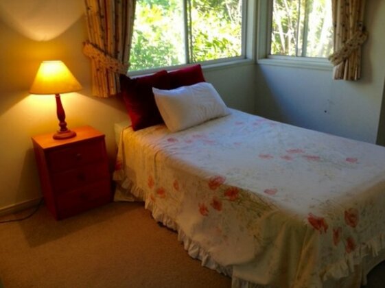 Homestay - Two bedrooms - Large Home