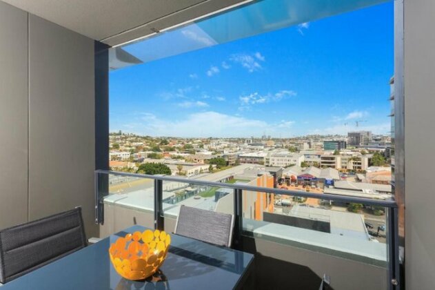 Keeping Cool on Connor - Executive 2BR Fortitude Valley apartment with pool and views - Photo3