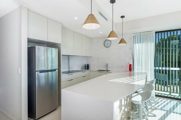 The Princess of Bulimba - Executive 3BR Bulimba Apartment with Large Balcony Next to Oxford St - Photo4